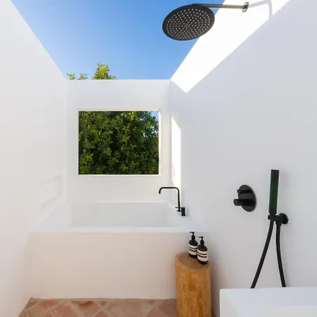 Casa Bartolomeu Каштру-Марин